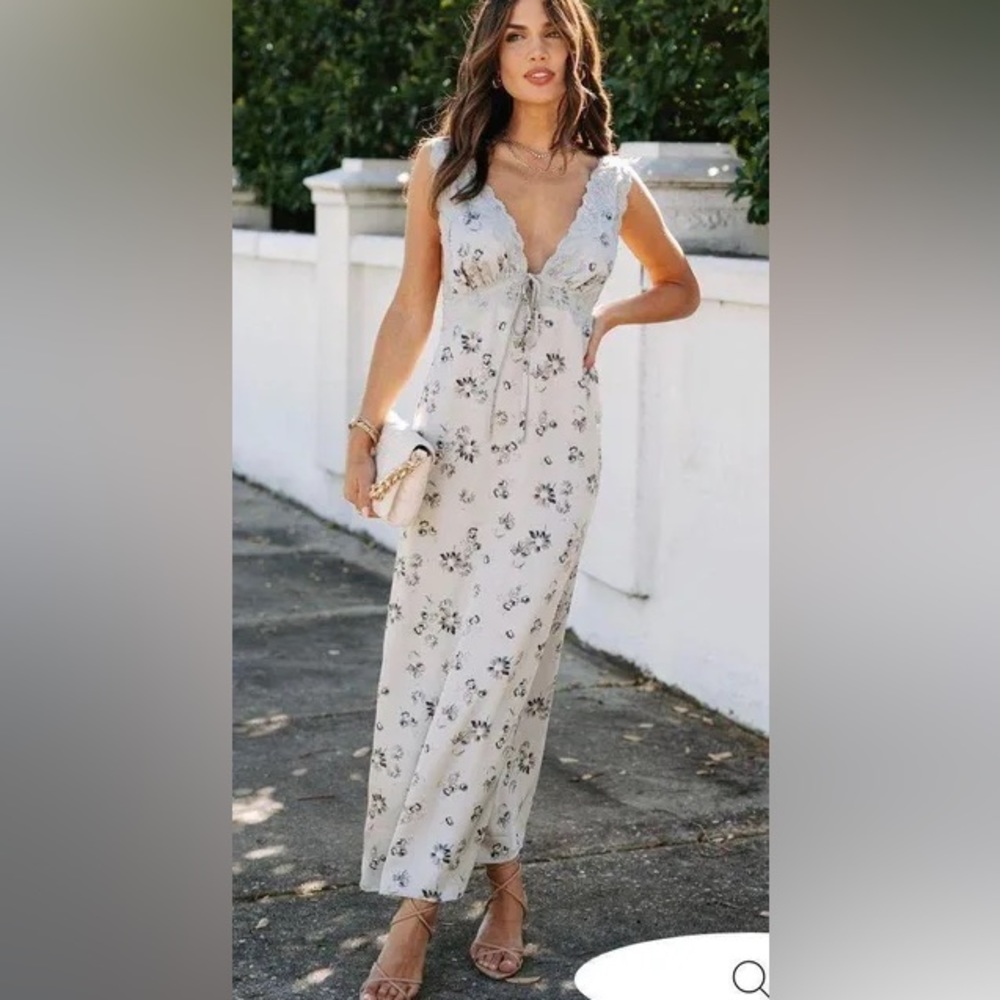 VICI With Love Floral Lace Trim Maxi Dress Gray size L
